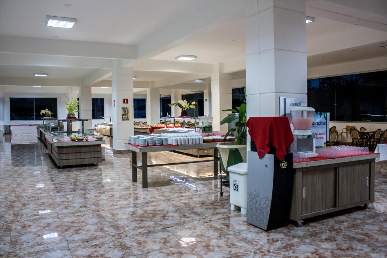 Lacqua Diroma Hotel Com Parque Aquatico 24 Horas Калдас-Новас Экстерьер фото